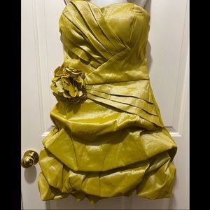 Forever 21 Formal Strapless Dress